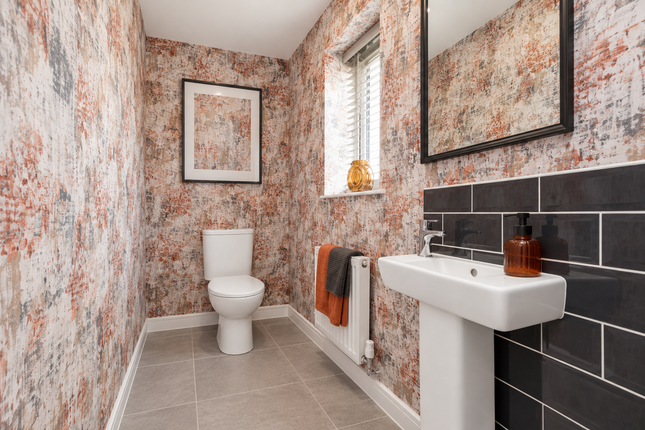 High Hazles Drive, Sutton-In-Ashfield photo 4
