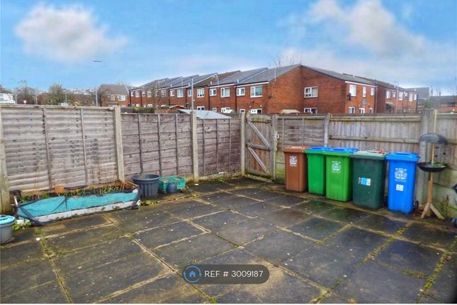 Crossbank Way, Middleton, Manchester photo 5