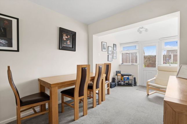 42, Willowslea Road, Worcester photo 4