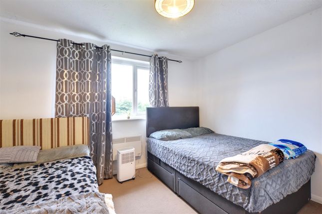15, Babbacombe Drive, Nottingham photo 5