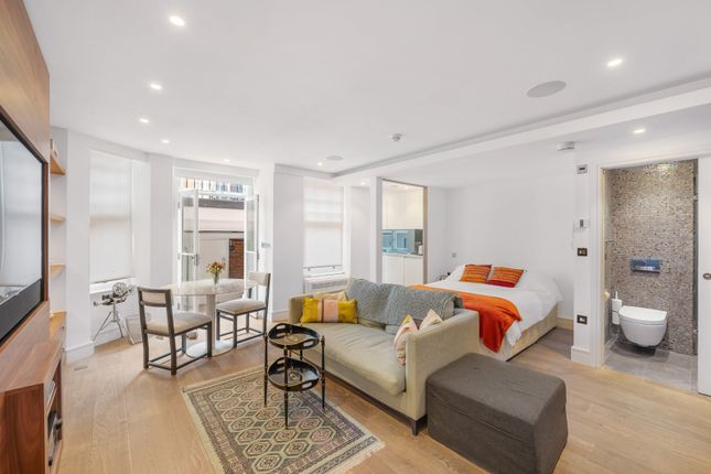 Flat 3 Thackeray House, 1-3, Culford Gardens, Chelsea photo 3
