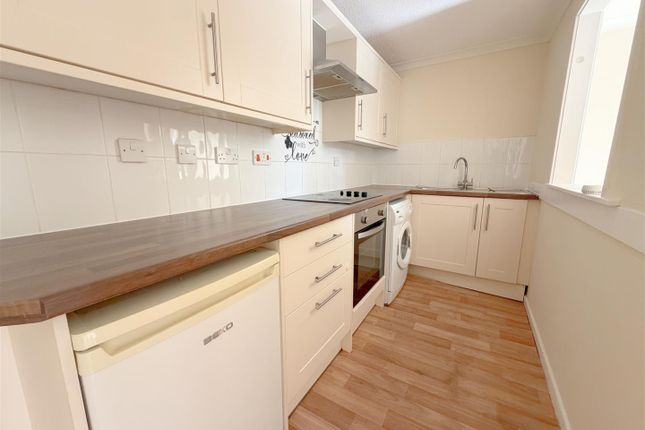 40, Haldene, Milton Keynes photo 3