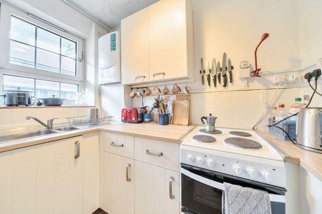 Flat 56, Holden House, London photo 4