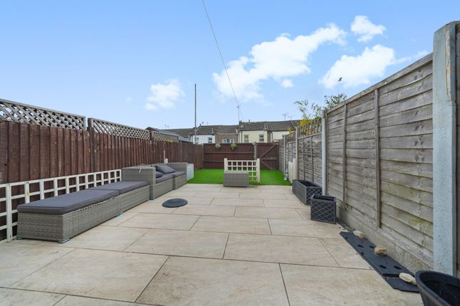 19 Gibson Street, Sittingbourne photo 2