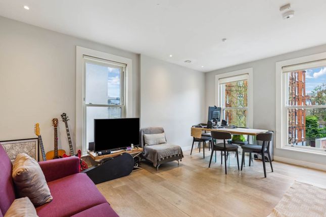 Flat to rent in Old Brompton Road, Chelsea