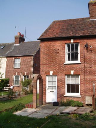 2-bed terraced on Garden Road, Tonbridge, £1,450/mo