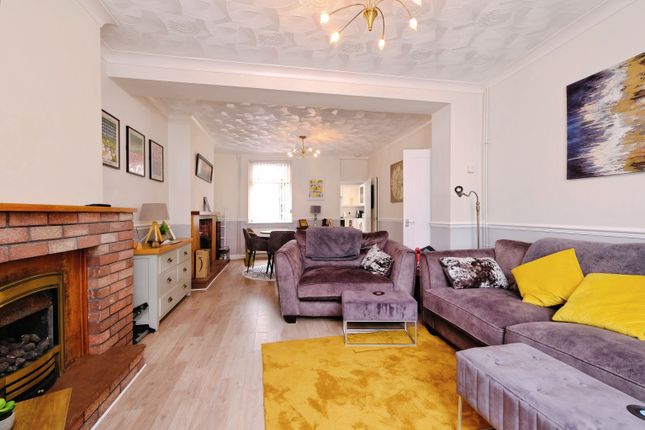 20, James Street, Abertillery photo 4