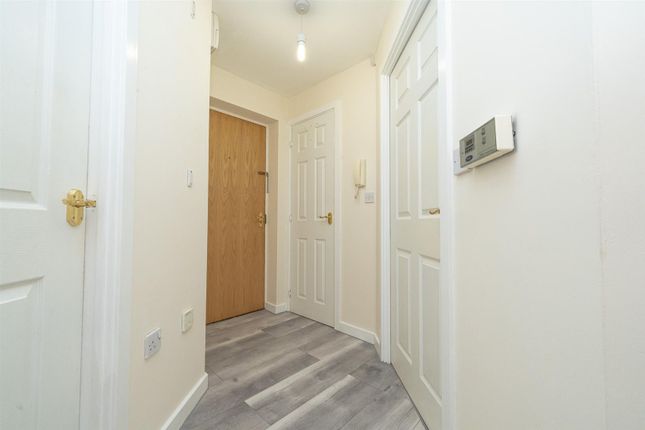 Apartment 5, Howell Mews, Wolseley Road, Rugeley photo 3