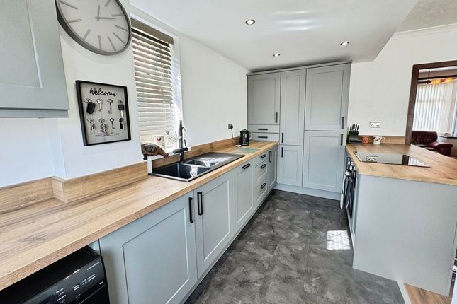 17, Firwood Crescent, Rowlands Gill photo 4