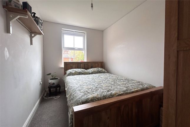 Flat for sale in Bell Chase, Aldershot, Hampshire