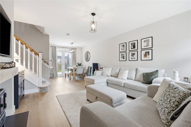 3, Red Brae Place, Stirlingshire photo 2