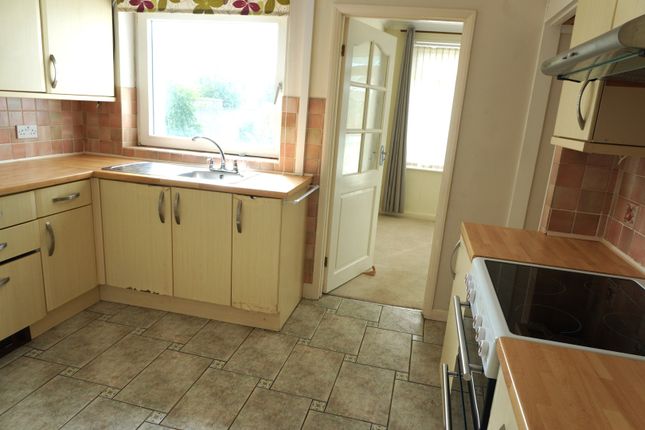 21, Whitestone Avenue, Swansea photo 5