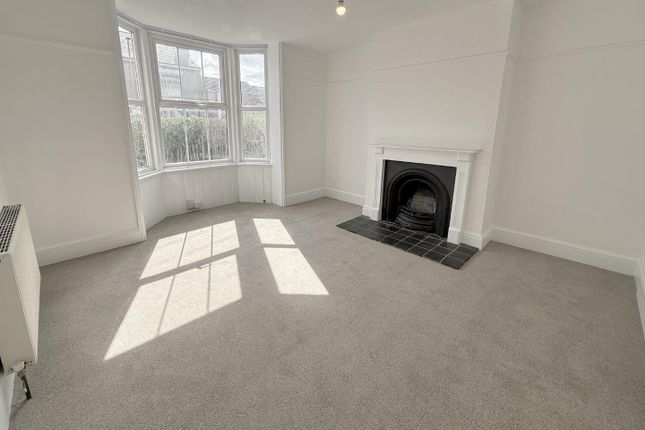 11, Cambridge Street, Rugby photo 2