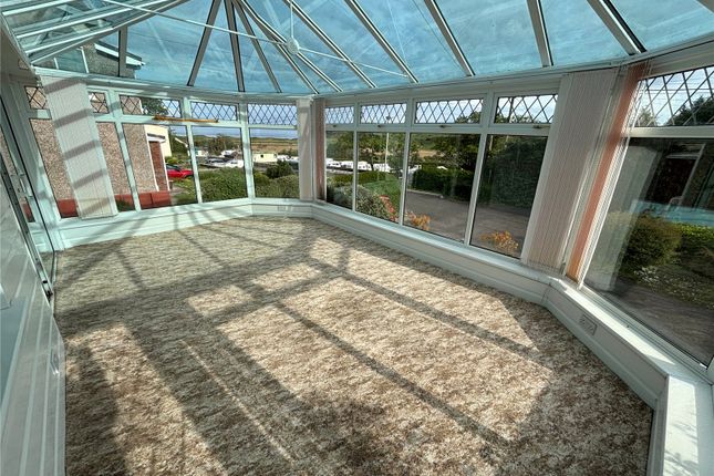 3, Alma Close, Tenby photo 2