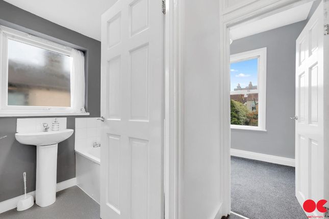 End terrace house for sale in Mitcham Road, London