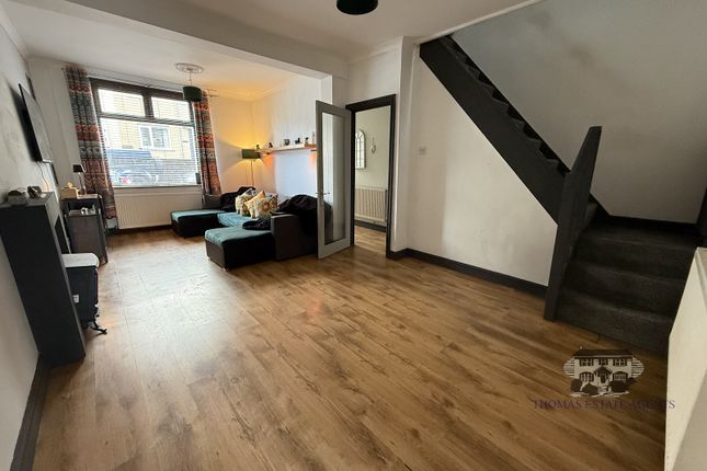 6, Llewellyn Street, Tonypandy photo 4
