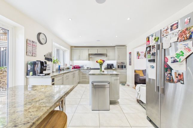 40, St. Peters View, Halstead photo 2