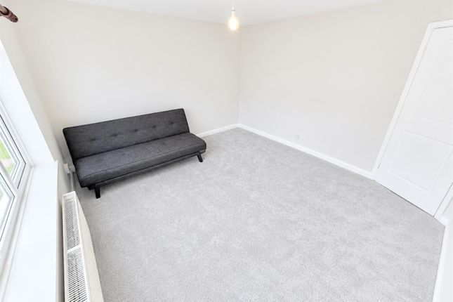 Arosa Drive, Birmingham photo 3