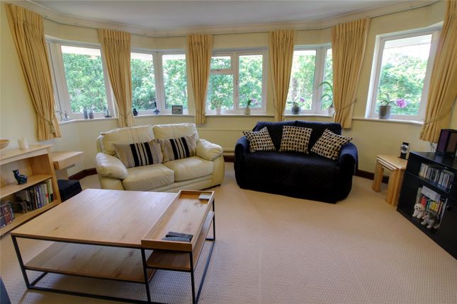 Flat 80, Ingleborough,, Cavell Drive, Middlesex photo 4