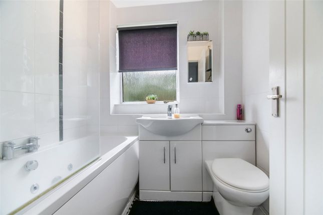 40, Affric Drive, Renfrewshire photo 4