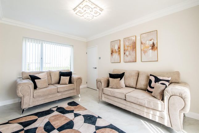 73, Farringdon Crescent, Preston photo 5
