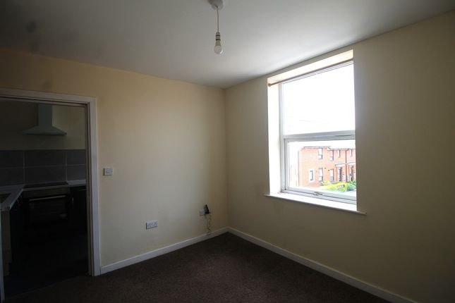 Flat 7, Newchurch Place, Rochdale photo 2