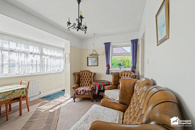 96, Sea Front Estate, Hayling Island photo 2