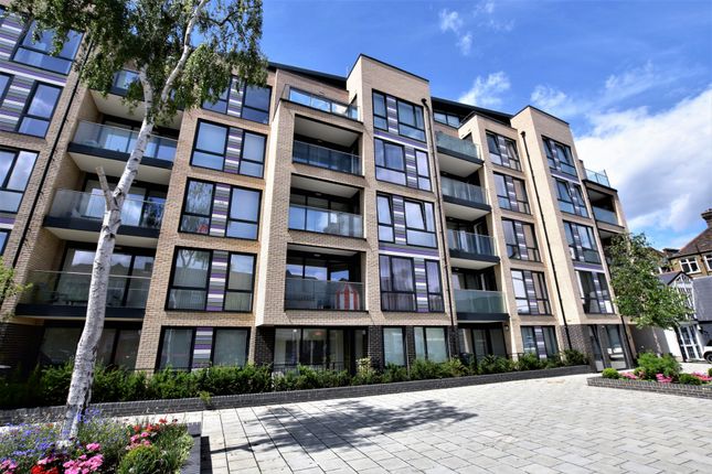 Thumbnail Flat for sale in Grove Place, Eltham