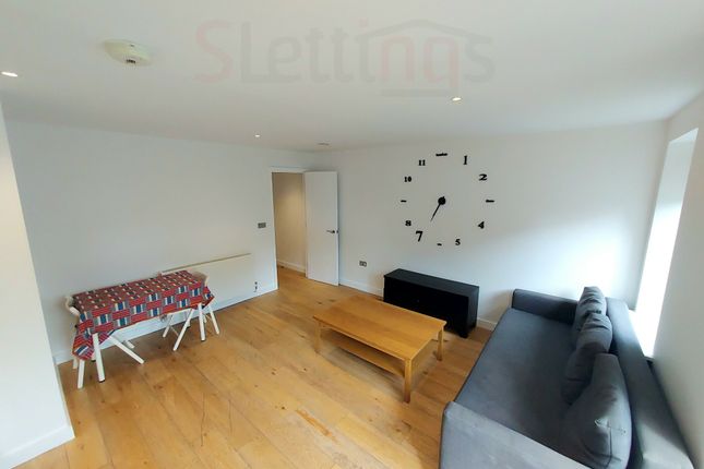 Thumbnail Flat to rent in Graham Road, London