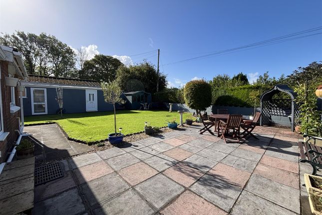 3, Ger-Y-Nant, Llanelli photo 2