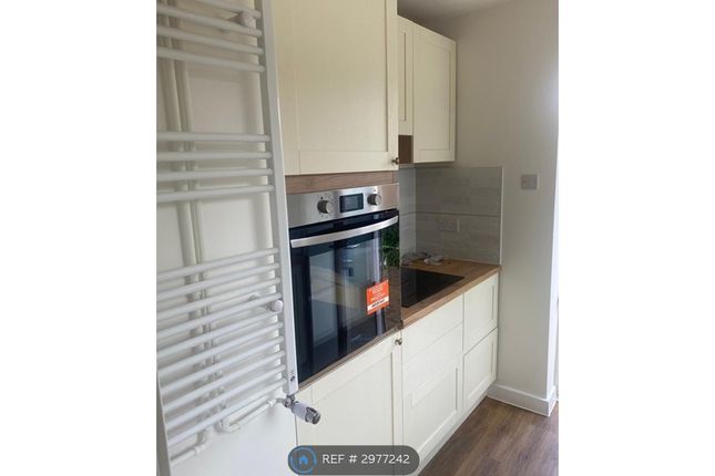 2-bed house on Warwick Road, Wellingborough, £1,200/mo