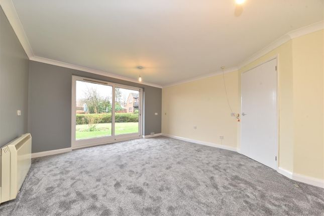 Flat for sale in The Lawns, Stevenage
