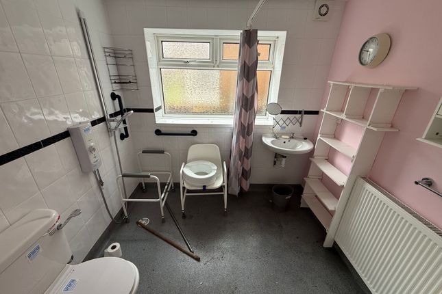 20 Campbell Terrace, Stoke-On-Trent photo 3