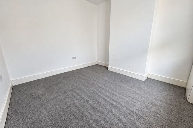 35, Glencoe Road, Portsmouth photo 3