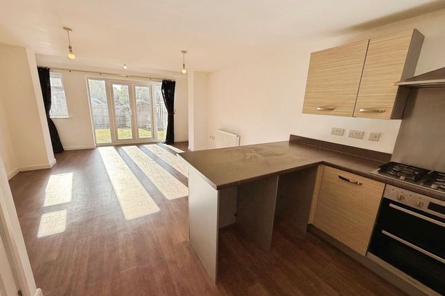 10 The Dingle, Telford photo 2