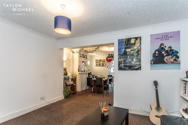 Living / Dining Room