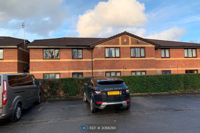 Studio flat on Flat, Youngbridge Court Redlands Lane, Fareham, £850/mo