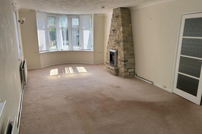4, Fernhill Avenue, Weymouth photo 3