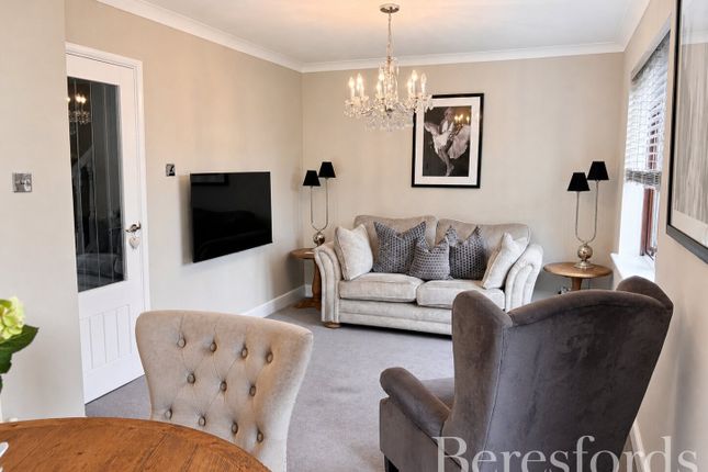 6, Littlebury Court, Brentwood photo 5