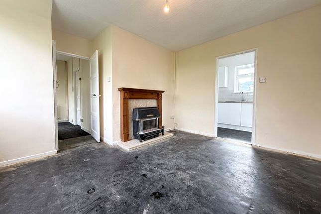 21 Bronhaul, Aberdare photo 4