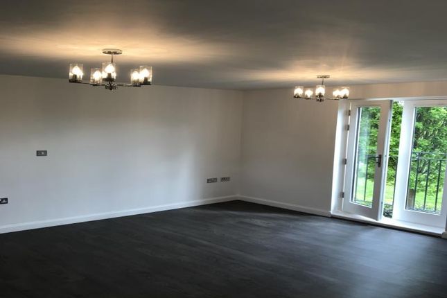 Flat to rent in Horseshoe Cresent, Great Barr