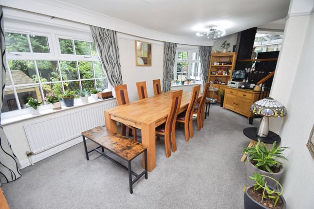 50, Heaton Grove, Bradford photo 3