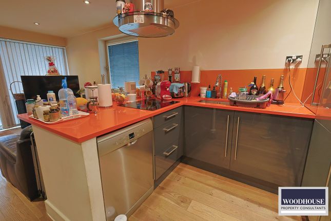Flat for sale in Turners Hill, Cheshunt