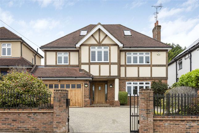 Thumbnail Detached house for sale in Hill Rise, Cuffley, Hertfordshire