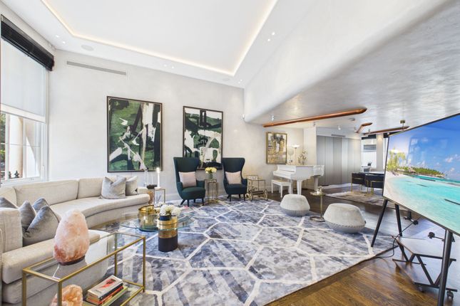 96 Portland Place, London photo 3