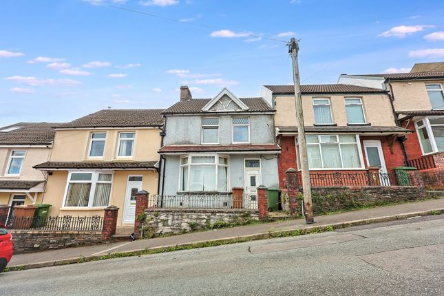 11 Cefn Road, Hengoed photo 2
