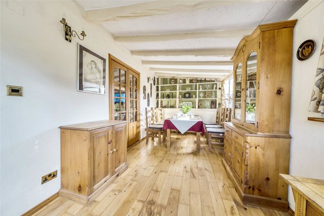 86a, Liberty Lane, Surrey photo 3