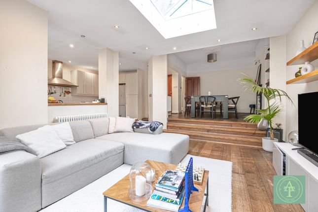 10, Fernleigh Road, London photo 3