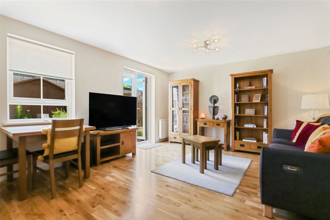 12, McMillan Grove, North Lanarkshire photo 4