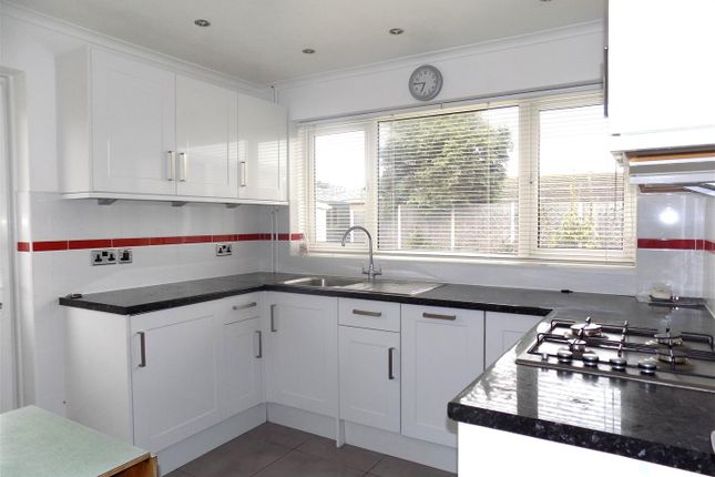 8, Wallace Way, Broadstairs photo 2